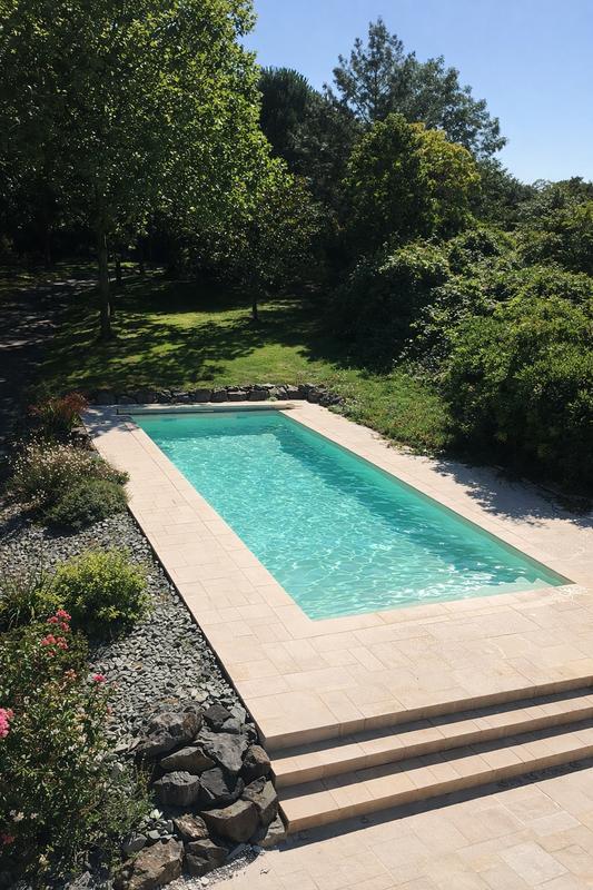 Maison - 201 m² - 8 pièces