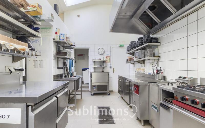 Fonds de commerce - 229 m²