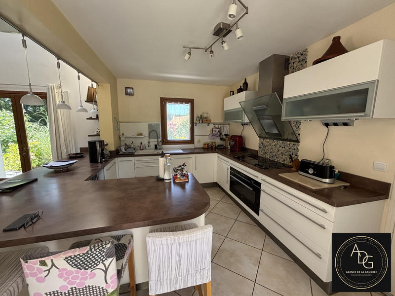 Villa - 170 m² - 6 pièces