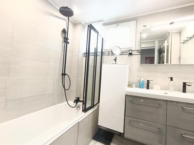 Appartement - 98 m² - 5 pièces