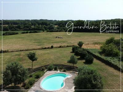 Maison - 143 m² - 7 pièces