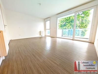 Studio - 30 m² - 1 pièce