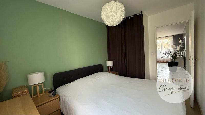 Appartement - 98 m² - 5 pièces