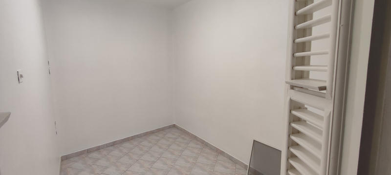 Local commercial - 213 m²