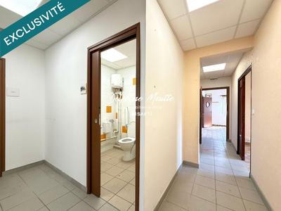 Bureau - 116 m² - 6 pièces