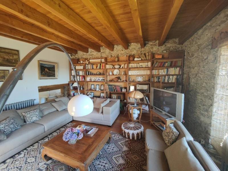 Maison - 179 m² - 7 pièces