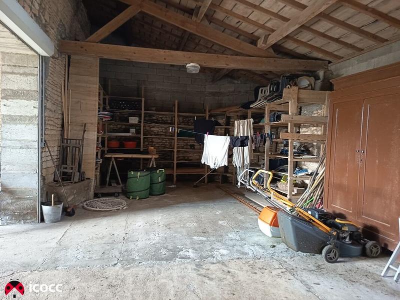 Demeure - 185 m² - 6 pièces