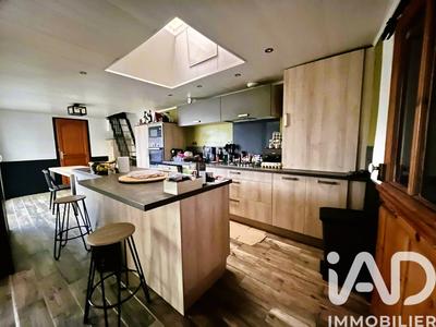 Maison - 136 m² - 6 pièces