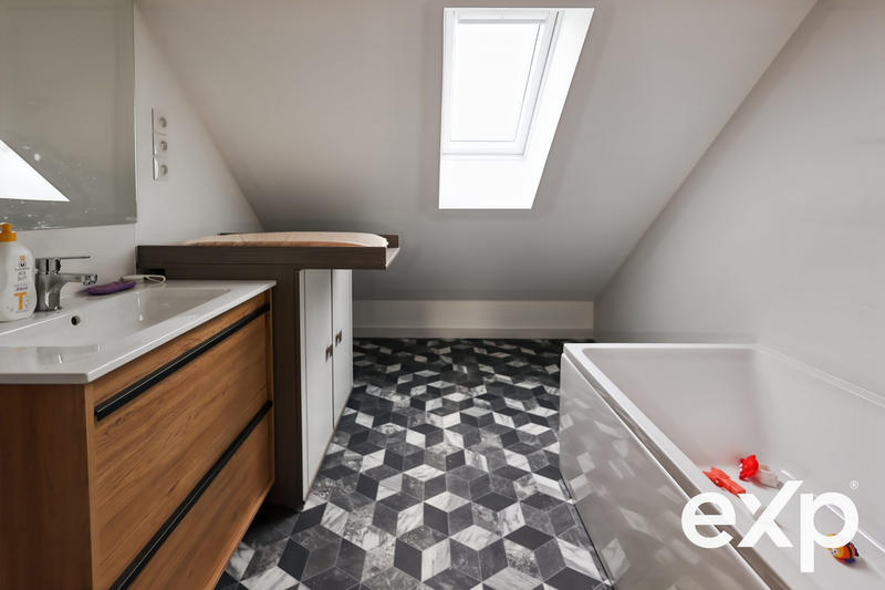 Maison contemporaine - 139 m² - 6 pièces