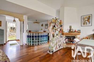 Maison - 110 m² - 6 pièces