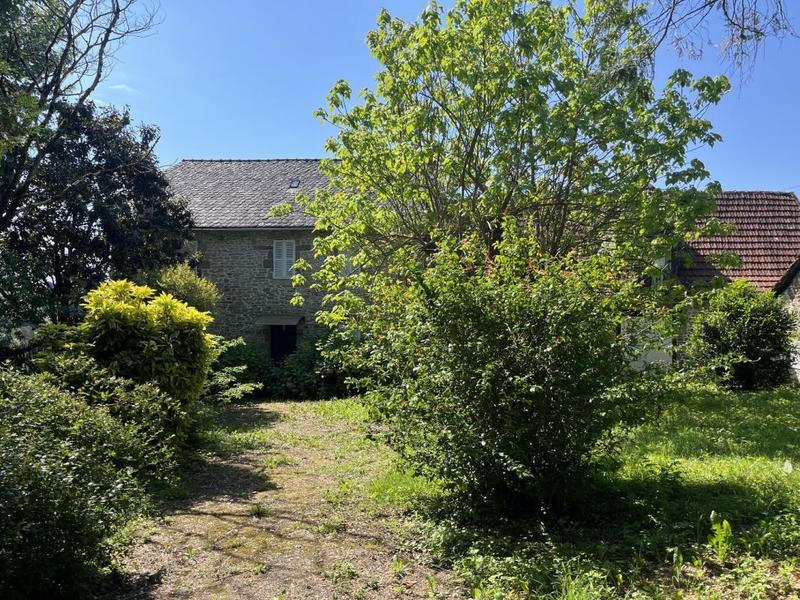 Propriété - 102 m² - 5 pièces