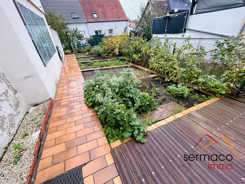 Maison - 150 m² - 8 pièces