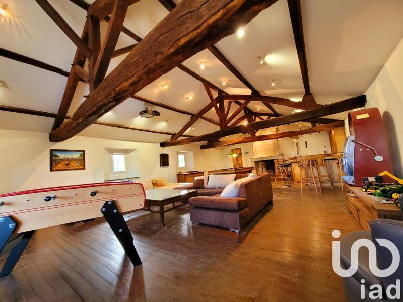 Maison - 400 m² - 9 pièces