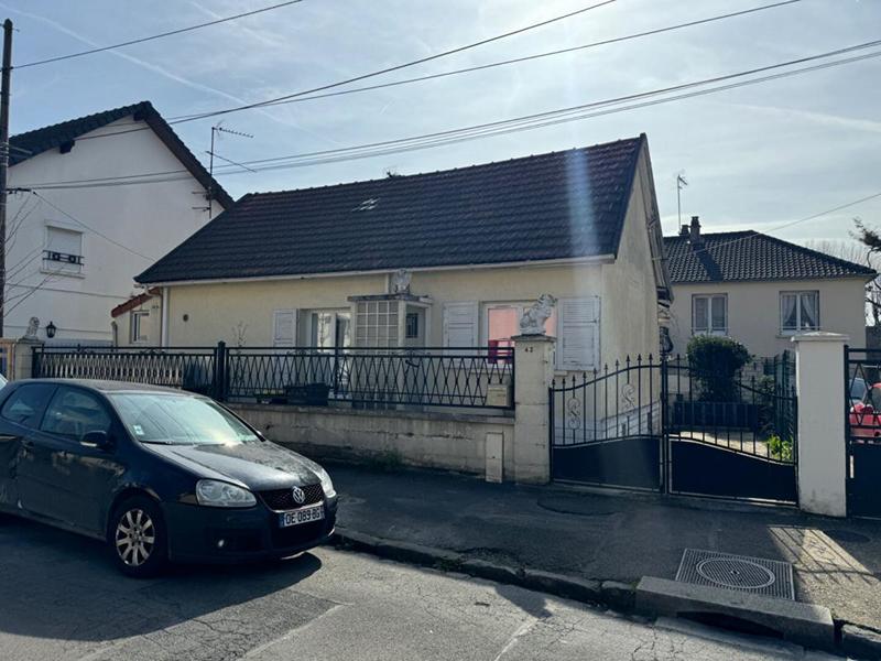 Maison - 100 m² - 5 pièces