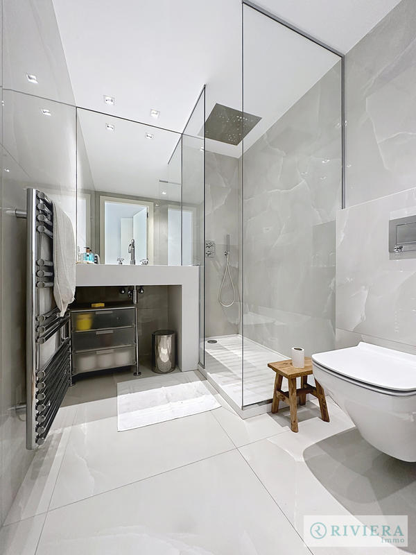 Appartement - 95 m² - 3 pièces