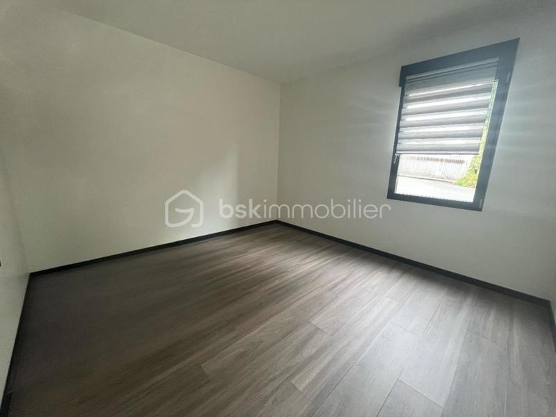 Maison - 104 m² - 4 pièces