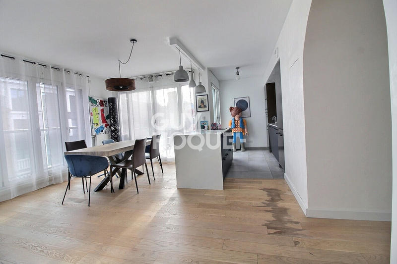 Appartement - 91 m² - 4 pièces