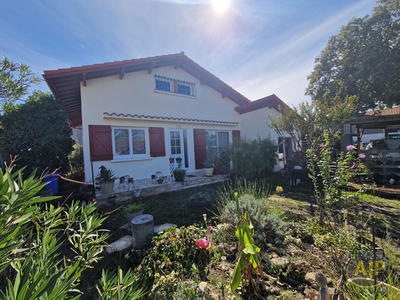 Maison - 120 m² - 4 pièces