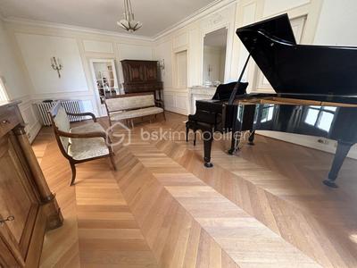 Propriété - 600 m² - 13 pièces