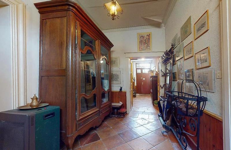 Maison traditionnelle - 315 m² - 12 pièces