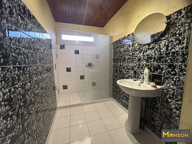 Maison - 92 m² - 4 pièces