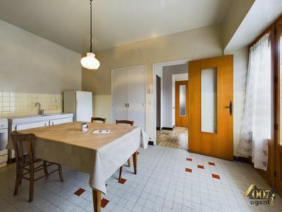 Maison ancienne - 152 m² - 7 pièces