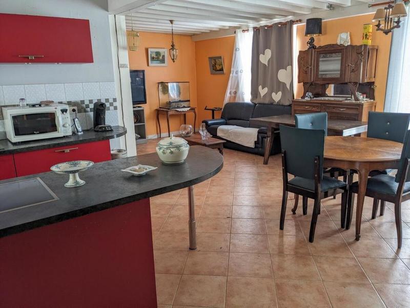 Maison - 97 m² - 5 pièces