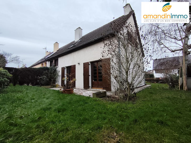 Maison - 97 m² - 7 pièces