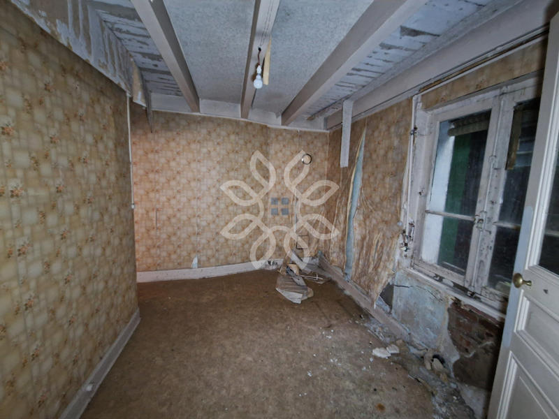 Maison - 80 m² - 5 pièces