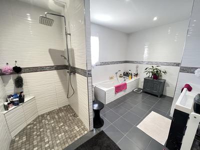 Villa - 147 m² - 5 pièces