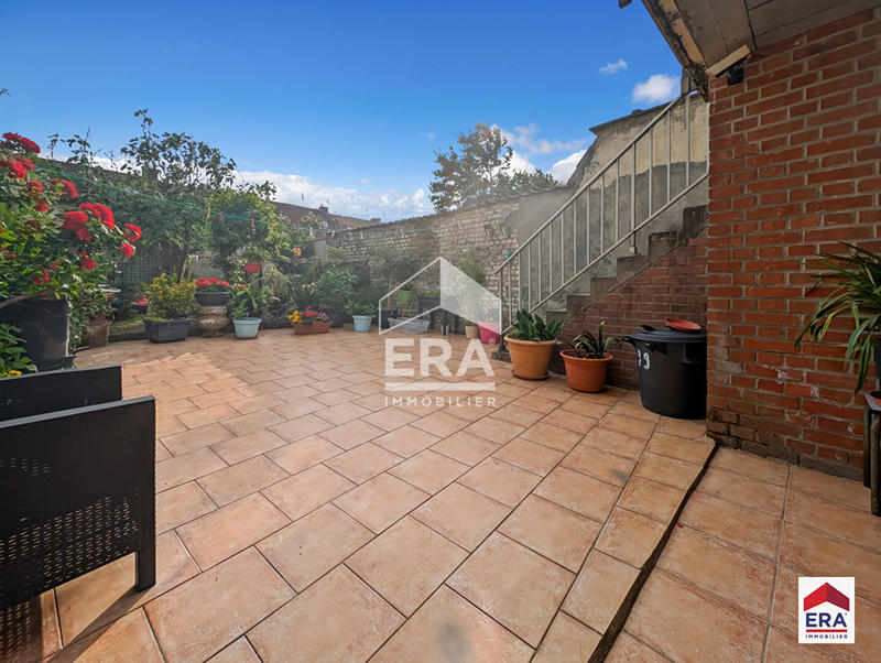 Maison - 144 m² - 3 pièces