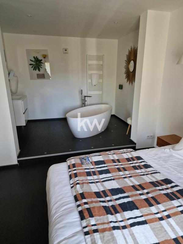 Villa - 95 m² - 5 pièces