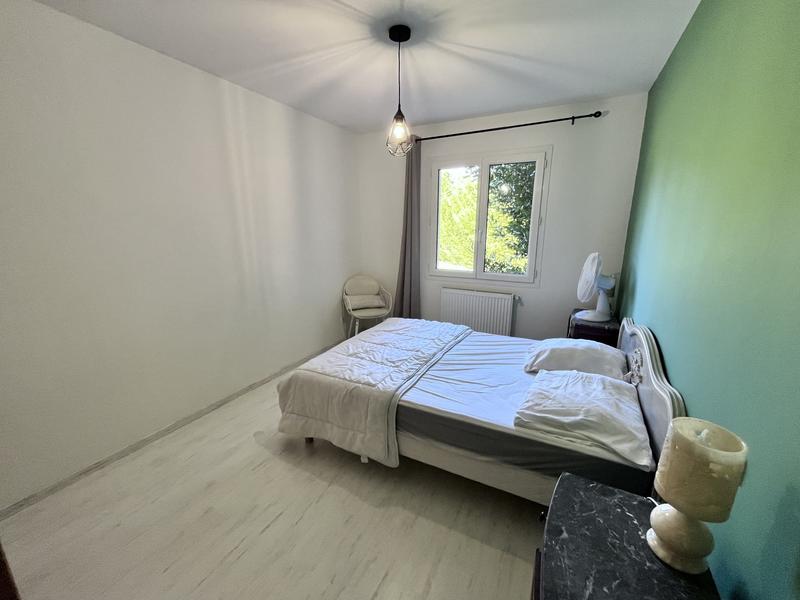 Maison traditionnelle - 183 m² - 6 pièces