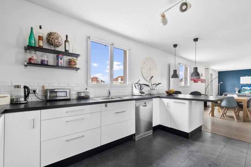 Duplex - 107 m² - 5 pièces