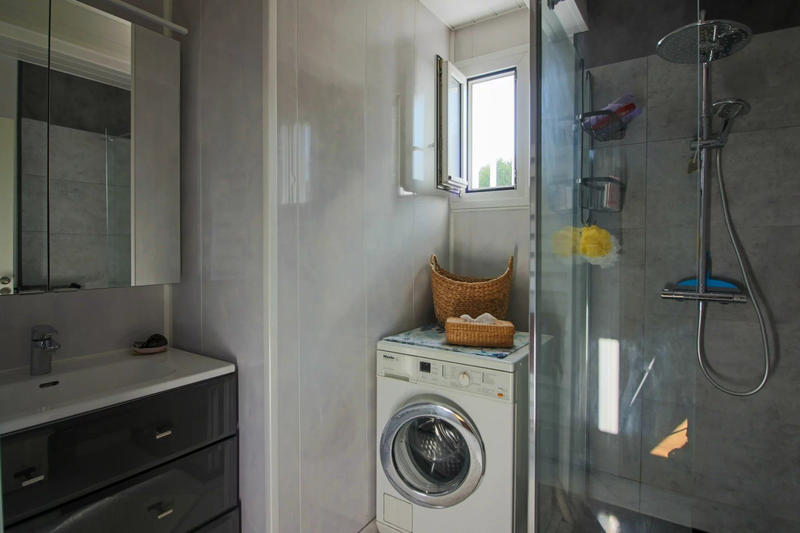 Maison traditionnelle - 138 m² - 6 pièces