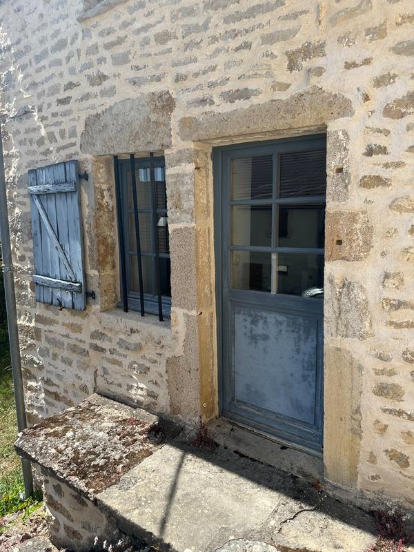 Maison en pierre - 137 m² - 7 pièces