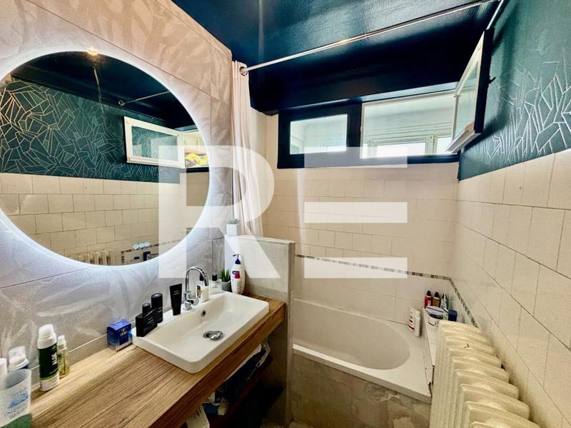 Appartement - 96 m² - 4 pièces