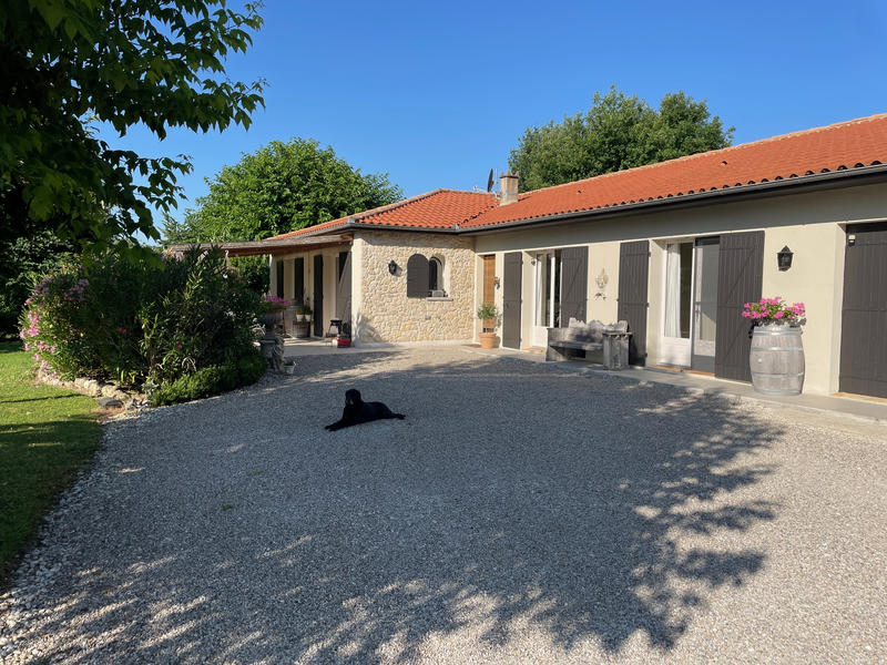 Maison - 170 m² - 6 pièces