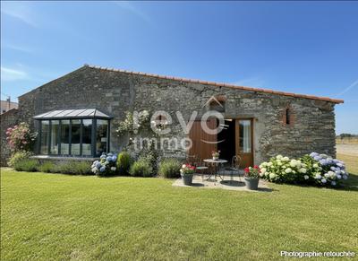 Grange - 296 m² - 3 pièces