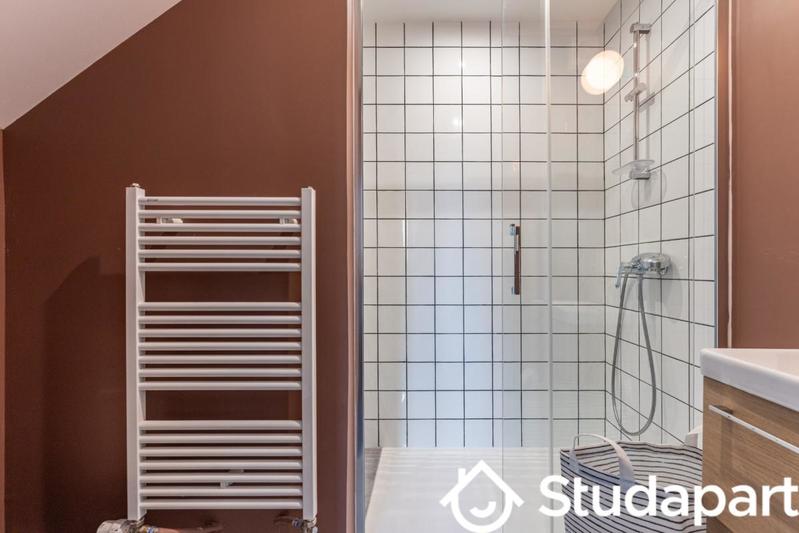 Chambre - 14 m² - 1 pièce