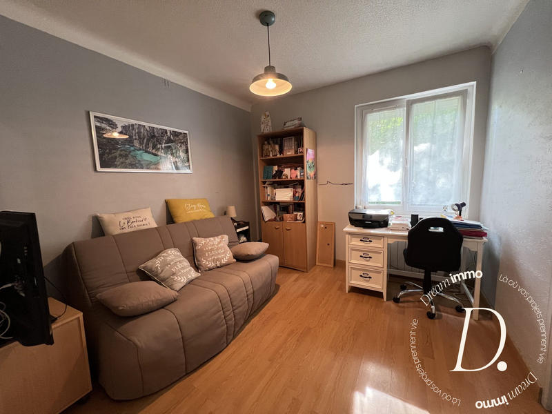 Maison - 207 m² - 7 pièces