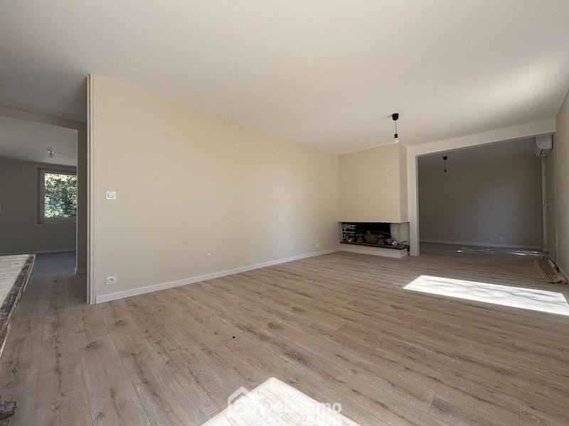 Maison - 184 m² - 6 pièces