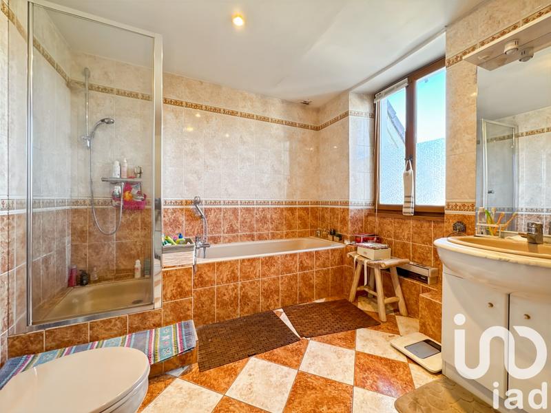 Maison de village - 172 m² - 6 pièces