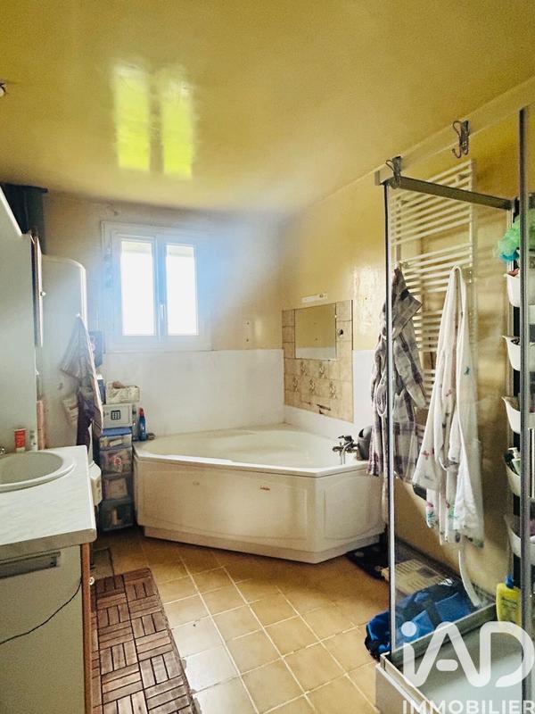 Maison - 140 m² - 5 pièces