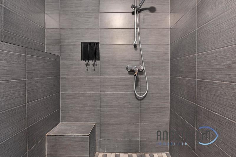 Loft - 91 m² - 4 pièces