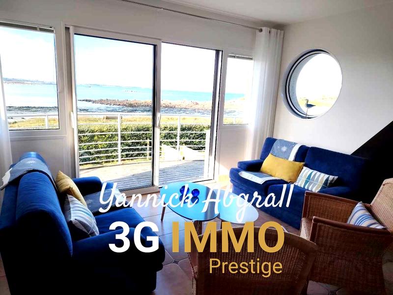 Maison - 230 m² - 10 pièces