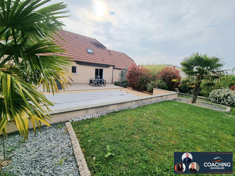 Maison - 137 m² - 6 pièces