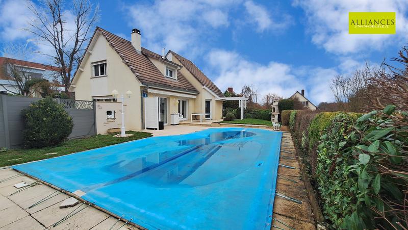 Maison - 130 m² - 6 pièces