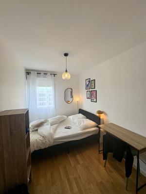Chambre - 19 m² - 5 pièces