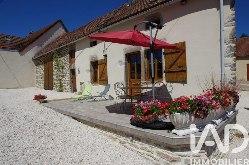 Maison - 92 m² - 4 pièces